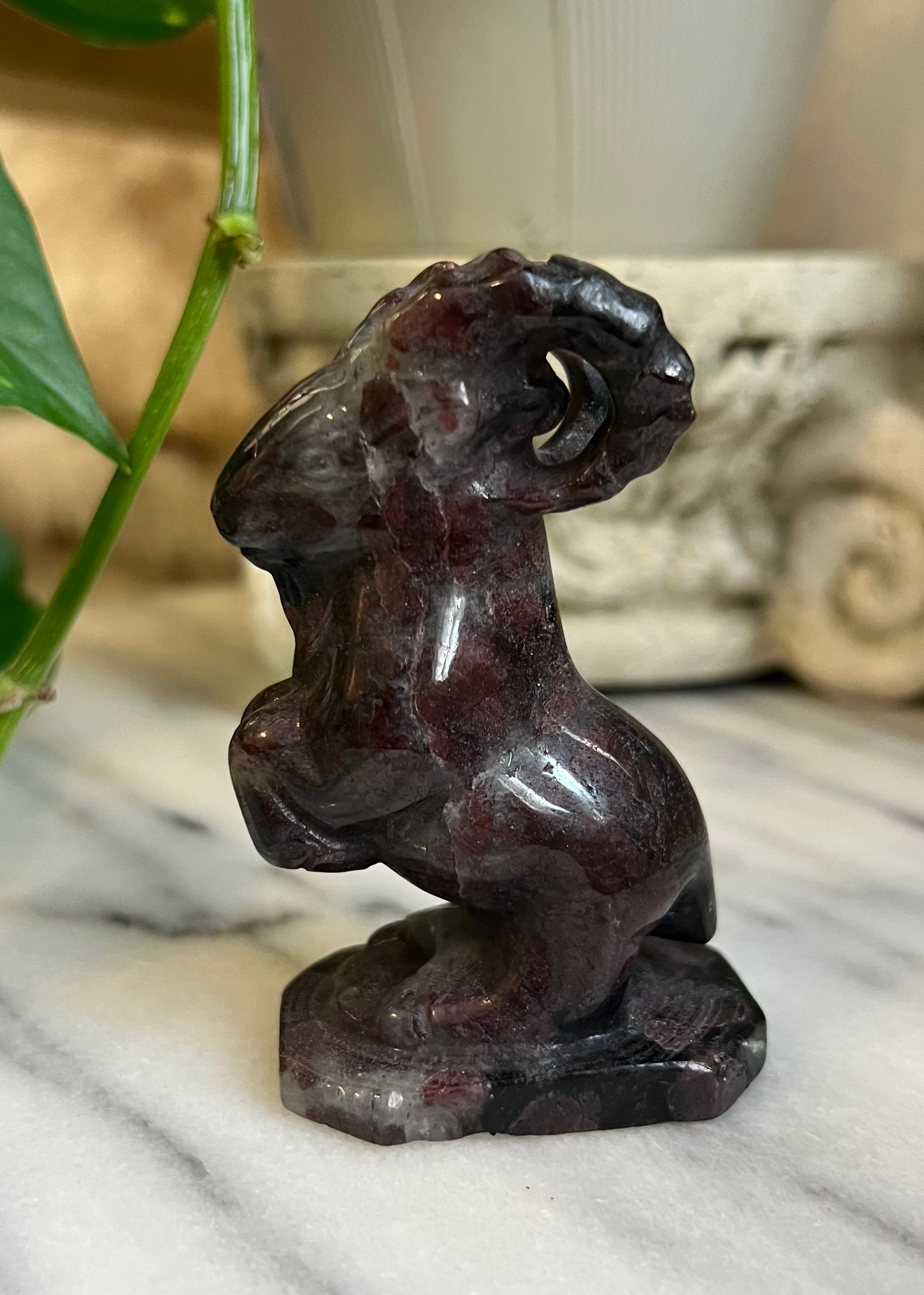 Ram Carving | Garnet & Arfvedsonite