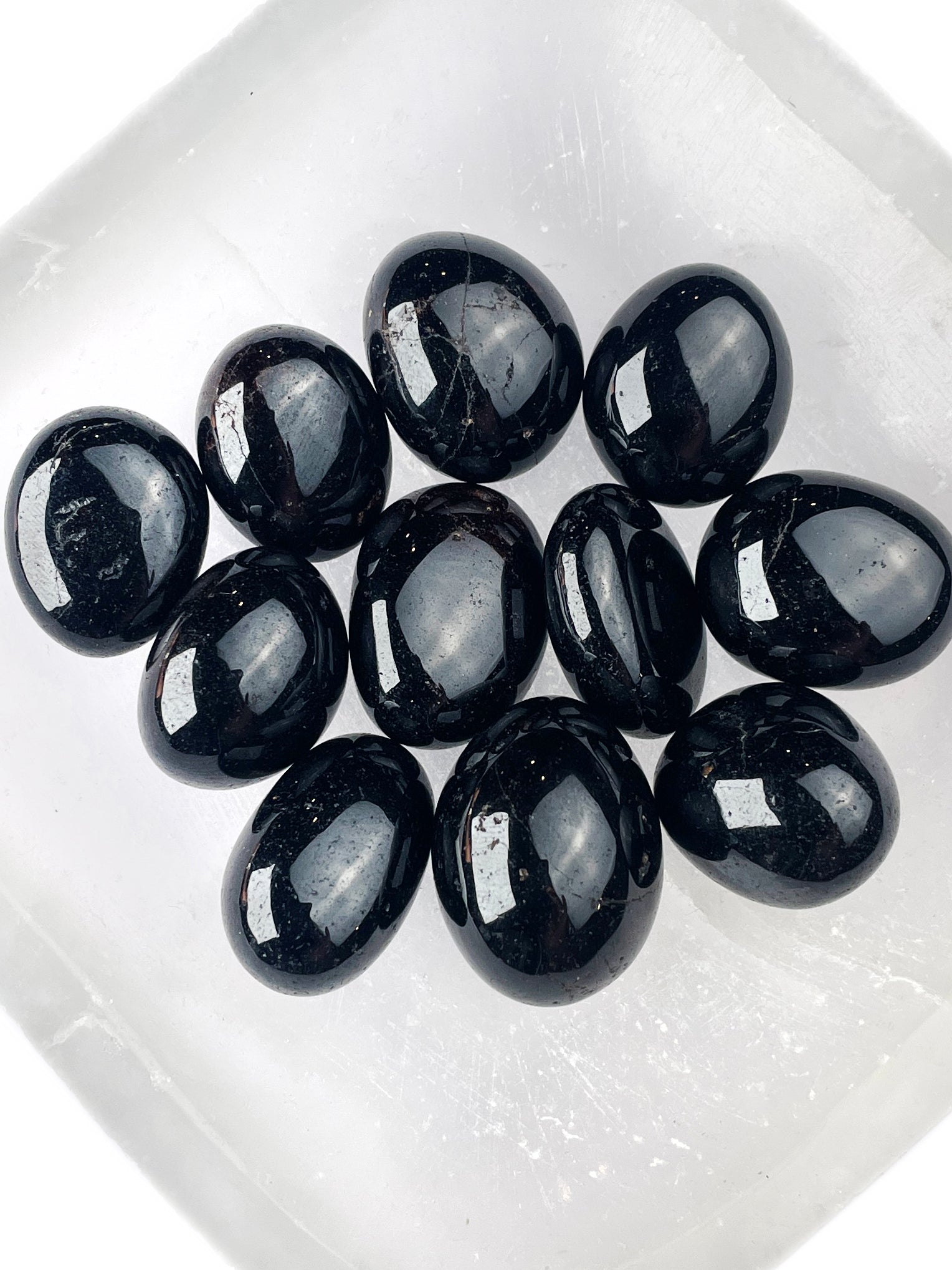 Garnet Tumbled Crystals | Vitality & Passion